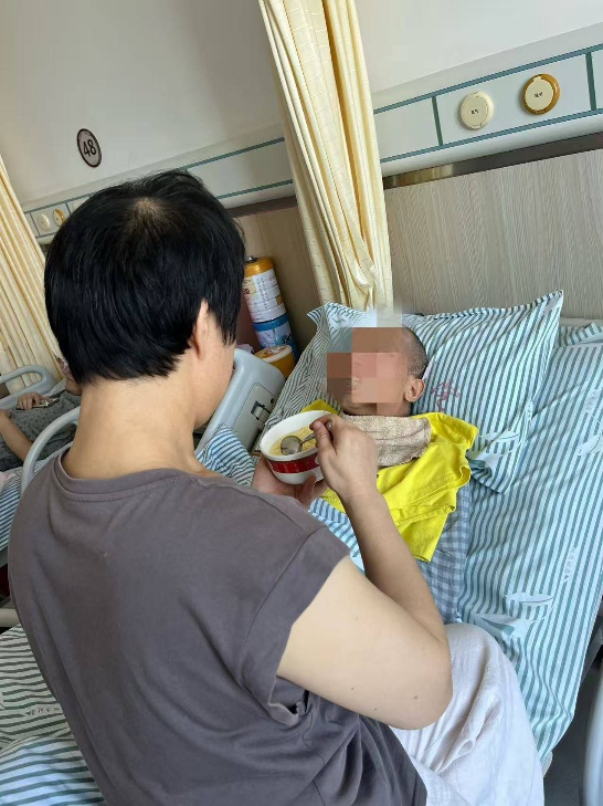 精准康复破“吞咽”困局——我院康复科助偏瘫患者跨越吞咽难关
